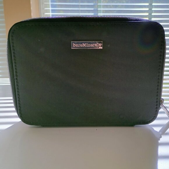 BARE MINERALS MAKE-UP CASE-BLACK W/SILVER HARDWARE-7 1/2 X 5 1/2-EXCELLENT COND - Picture 1 of 2
